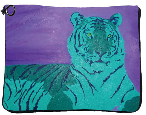 Tiger Cat Case - A Watchful Queen
