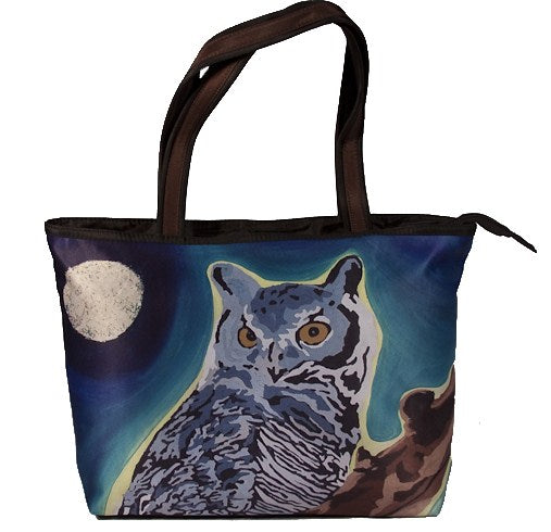 great horned owl tote bag